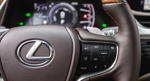 Lexus ES300 - local